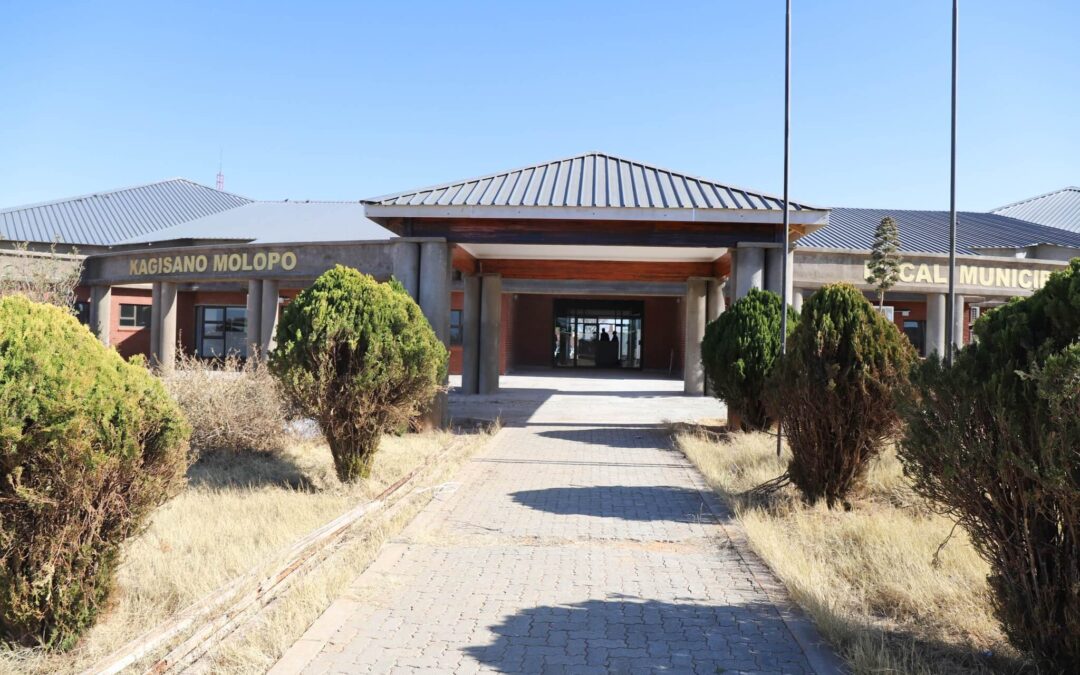 The Standing Committee on Provincial Public Accounts conducted oversight visits at Dipudi and Bray Water Supply projects, and Kagisano Molopo Municipal Building renovation projects.