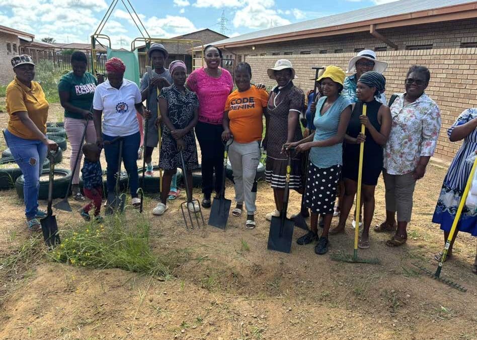 The Chairperson of Chairpersons of Committees in the Legislature, Hon. Tebogo Modise conducted an oversight visits at Mojamorago and Rankudu Primary Schools in Mahikeng